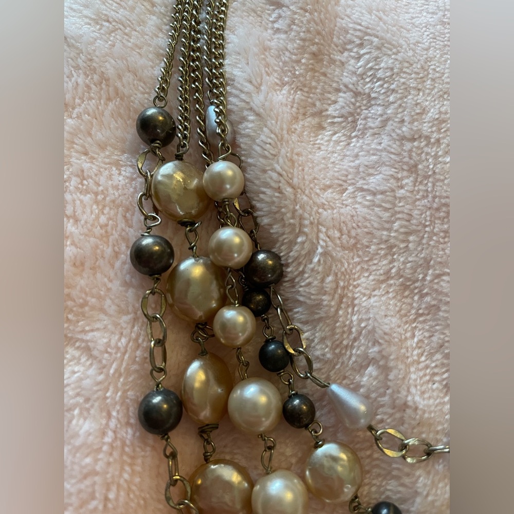 Talbots Faux Pearl 5 Strand Necklace With Gold Tone Chains. - Picture 6 of 8